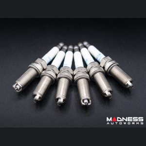 Alfa Romeo Stelvio Spark Plugs - 2.9L QV - Platinum - NGK - Set of 6